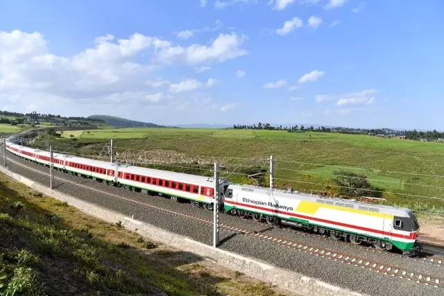 Ethio-djibouti Rail dengan sistem kereta api DSPPA memulai layanannya