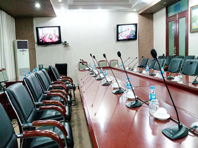 Kasus konferensi DSPPA-sistem konferensi DSPPA diterapkan dalam ruang pertemuan pemerintah di Vietnam